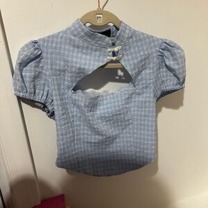 SOLD check sleeve Check Top!